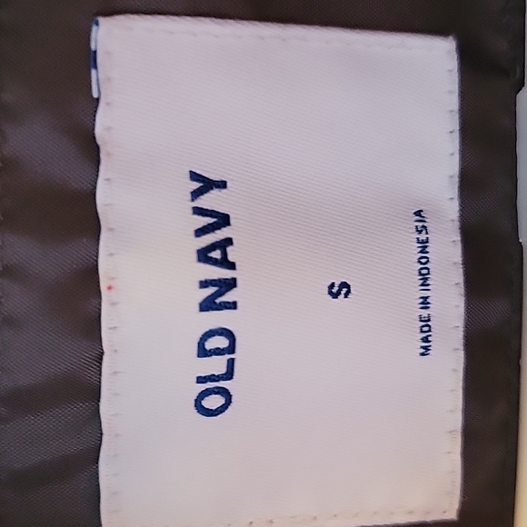 Vest - Picture 2 of 2